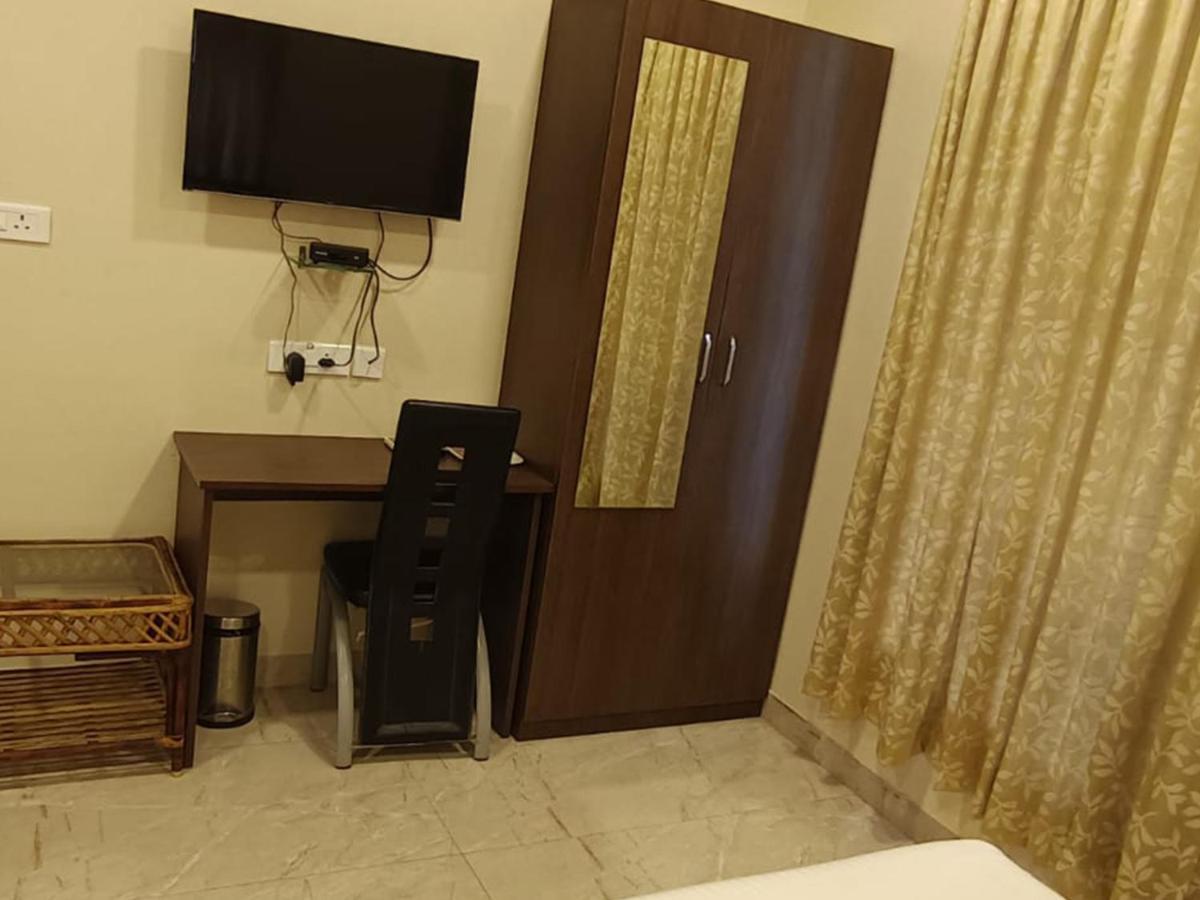 Hotel cute orange Madras Buitenkant foto